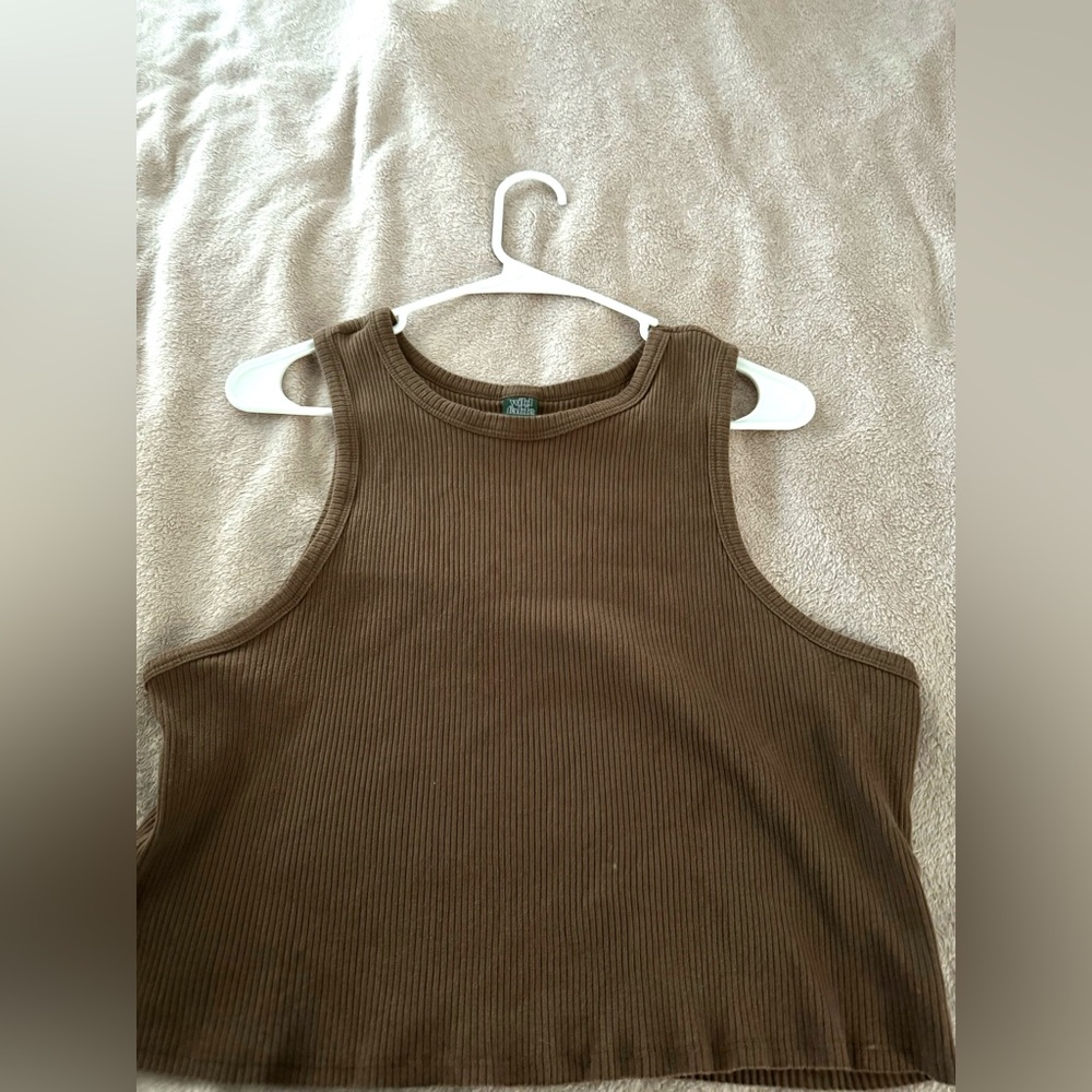 Women’s cropped tank